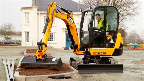 mini digger hire gatwick|brandon hire gatwick.